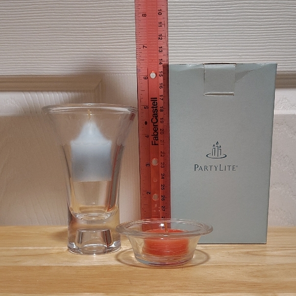 PartyLite Clarity 5" (13cm) Taper/Tealight Holder - Picture 2 of 4